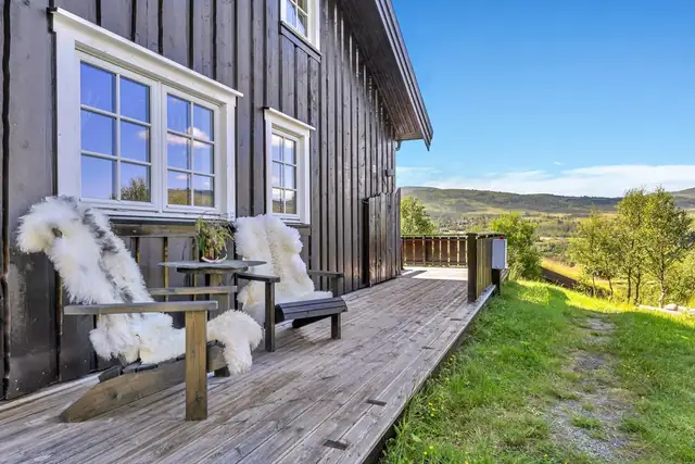 - Nyt fred og ro uten særlig innsyn -