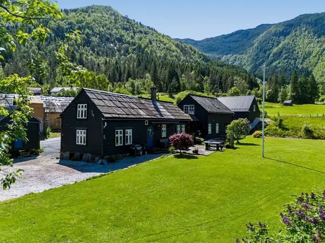 Byrkjeland 1 og 3, Jondal